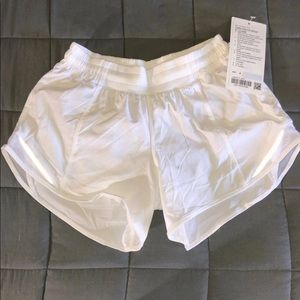 Lululemon NWT Hotty Hots